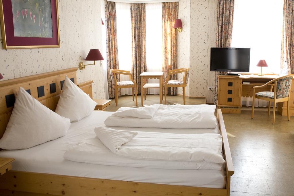 Hotel Hirsch Rothenberg Kültér fotó